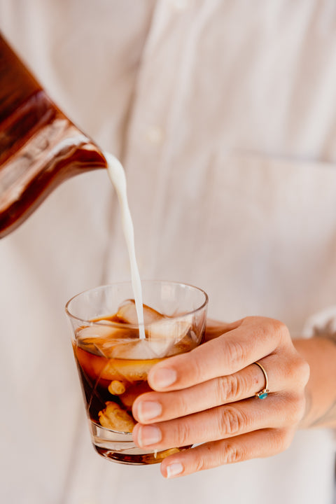 Comment faire du café infusé à froid (cold brew) à la maison!