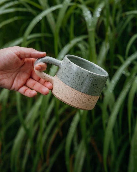 Tasse en céramique Bivouac x Dompierre